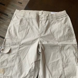 Women’s St. John’s Bay Bermuda stone color cargo shorts